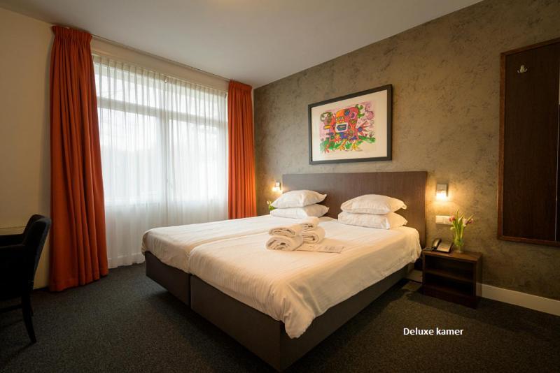 Hotel Oranjeoord Hoog Soeren Luaran gambar