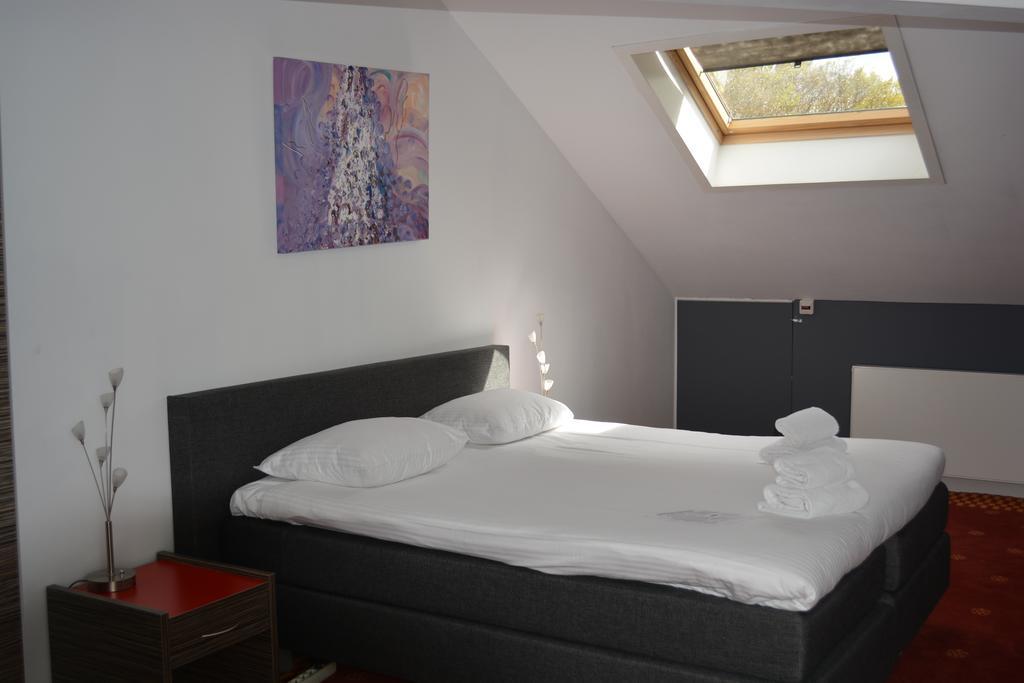 Hotel Oranjeoord Hoog Soeren Luaran gambar